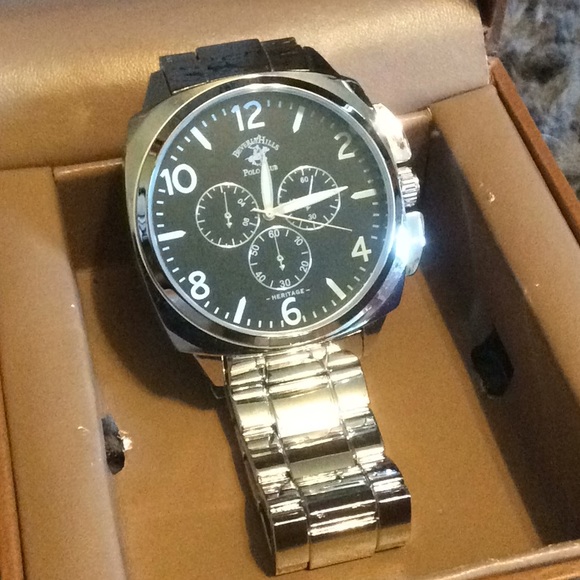 Watch - Picture 2 of 2